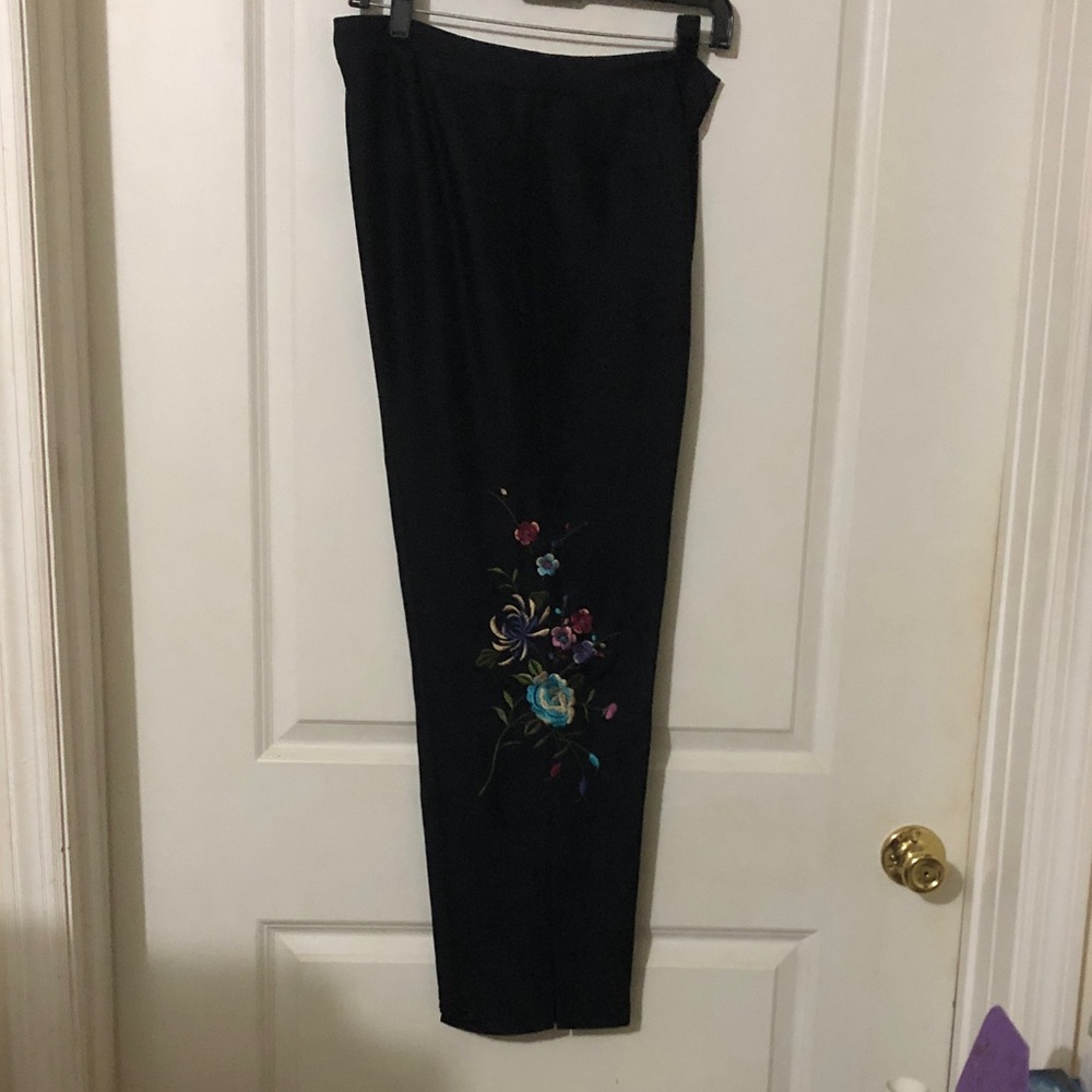 Black Pants with Floral Embroidery